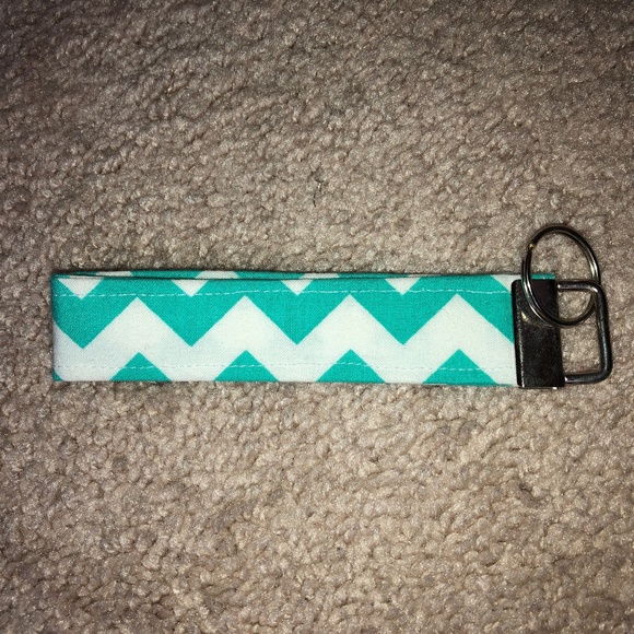 Wristlet Strap Keychain - Picture 4 of 4